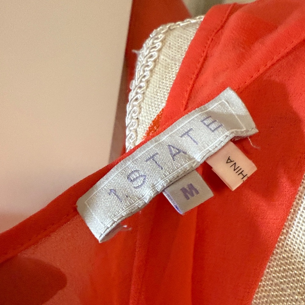 Chic Coral Ruffle Blouse - Picture 3 of 3